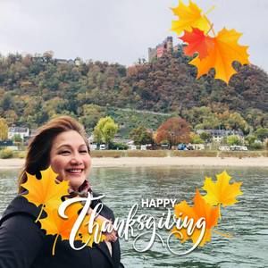 Meet your Posher, Vicky